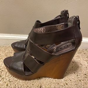 *SOLD* Ann Taylor LOFT Kourtney Wedges-PERF!
